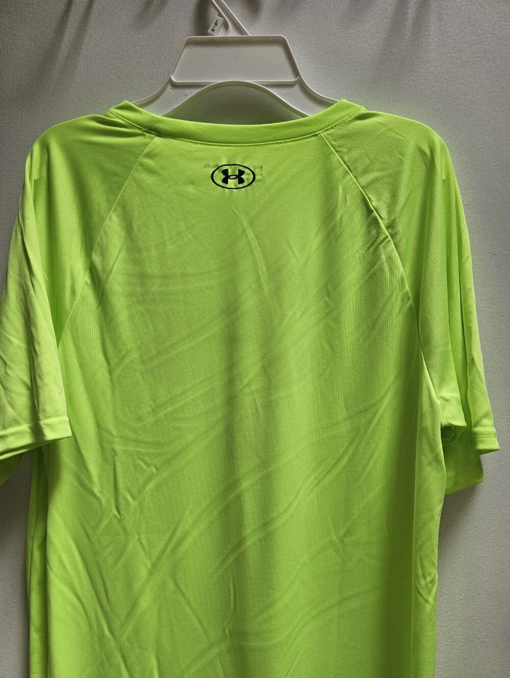 Under Armour Bright Lime Green Athletic Tee Youth XL - Picture 4 of 4